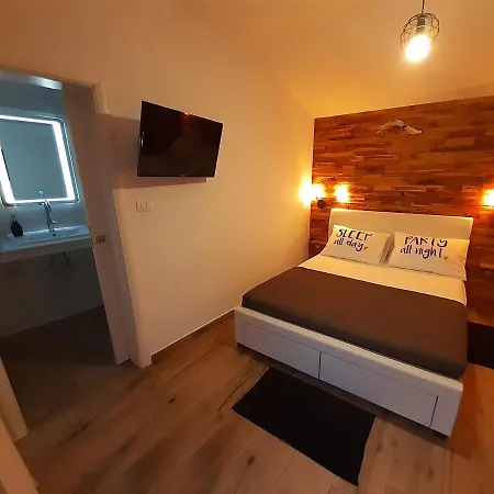 Little Olive Tree House サリ