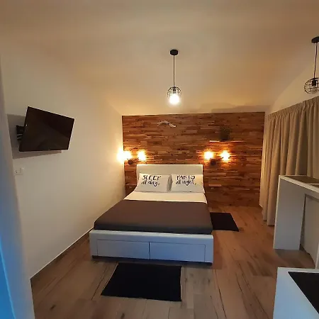 Little Olive Tree House Apartament *