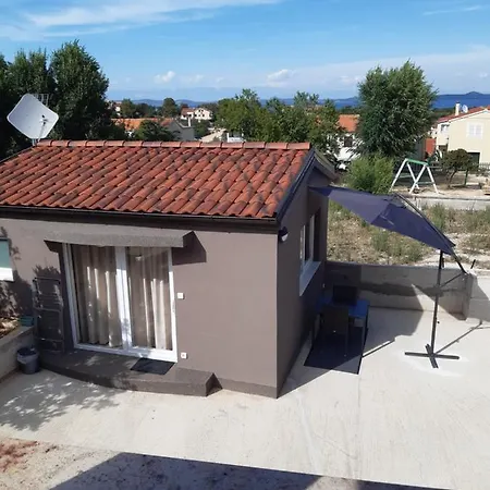 Little Olive Tree House *