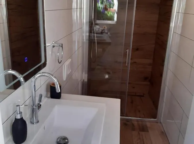 Little Olive Tree House Апартаменты Сали