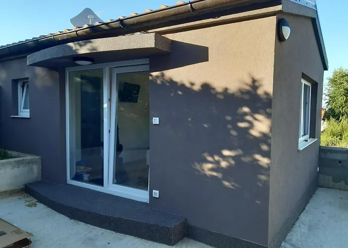 Apartment Little Olive Tree House