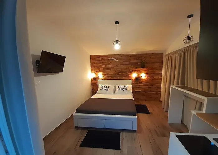 Little Olive Tree House Apartment *