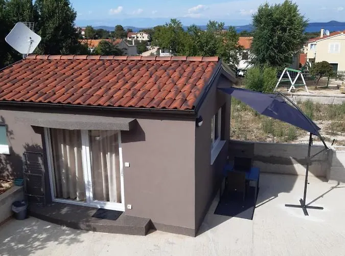 Little Olive Tree House *